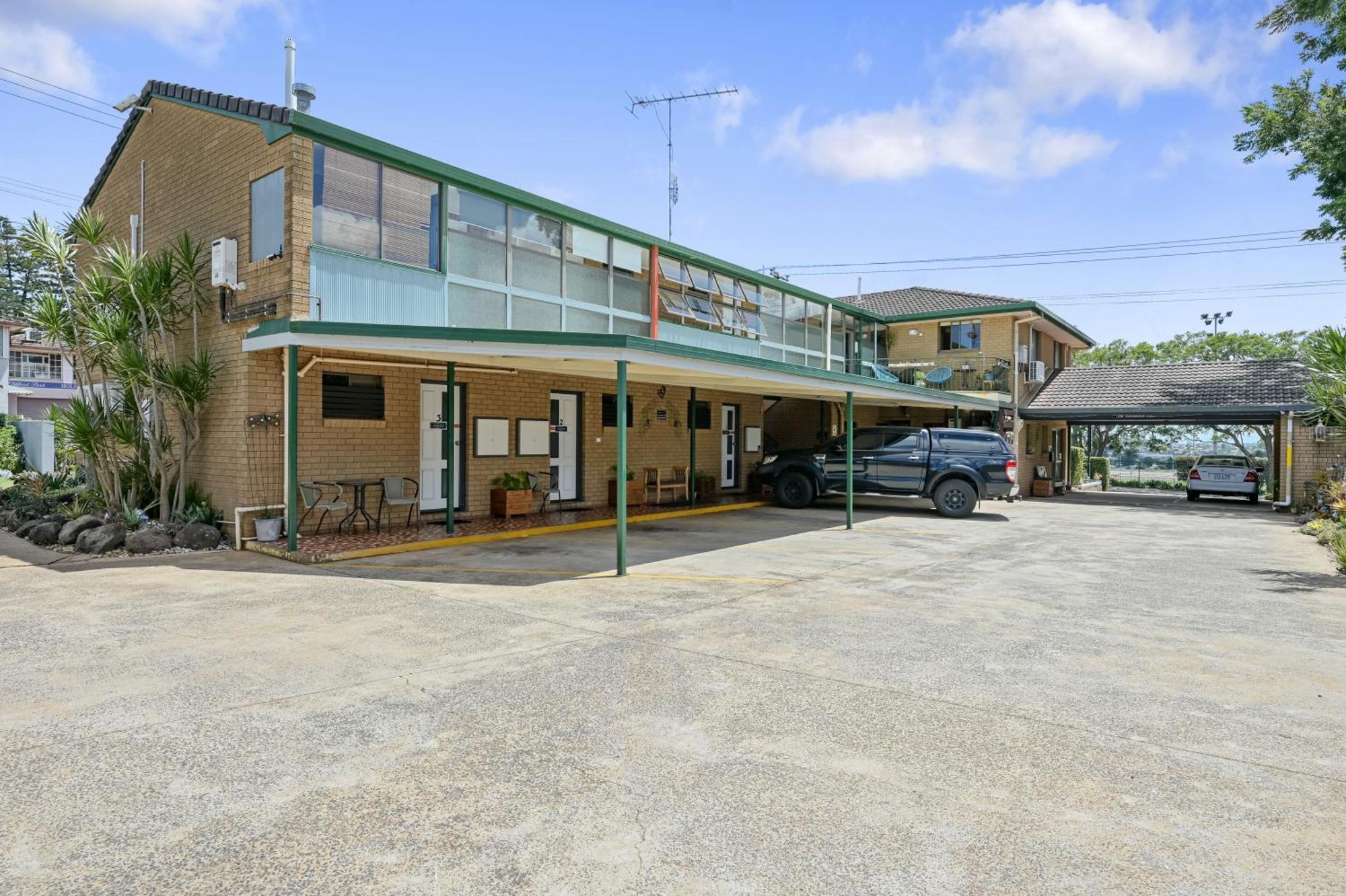 Raceview Motor Inn Toowoomba Ngoại thất bức ảnh